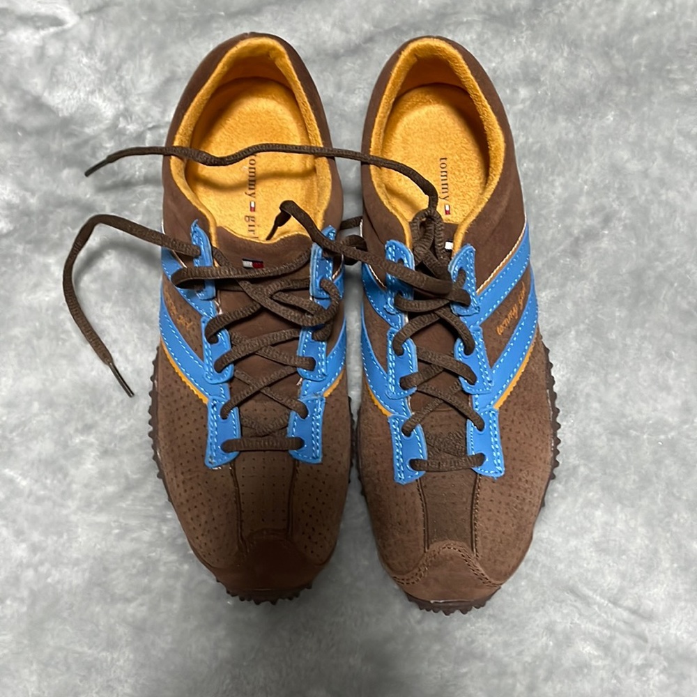 BNWT Tommy Hilfiger Shoes